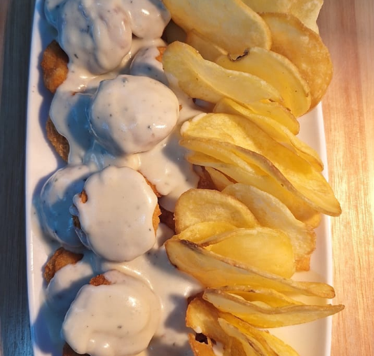 Mini Medalhões de Frango Empanado